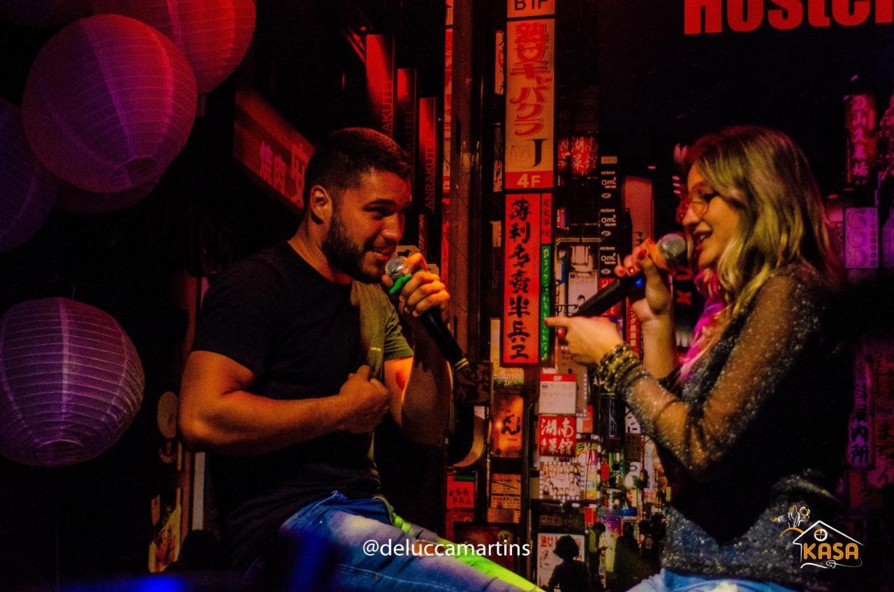 Kasa Bar E Karaoke Albergue